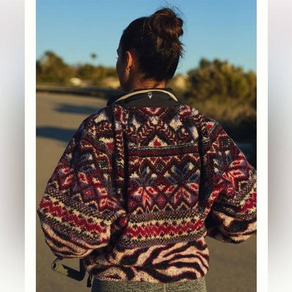 Free People Movement Rocky Ridge Pullover- Purple Zebra Combo NWT Size Med - Picture 6 of 16